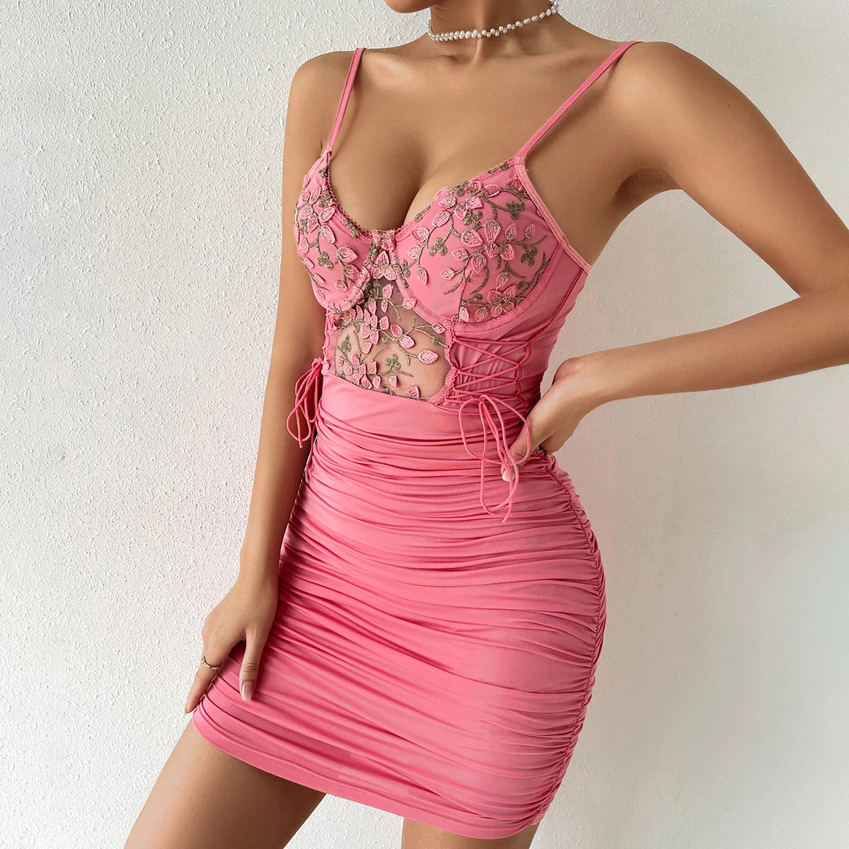 Vemina Hollowing Halter